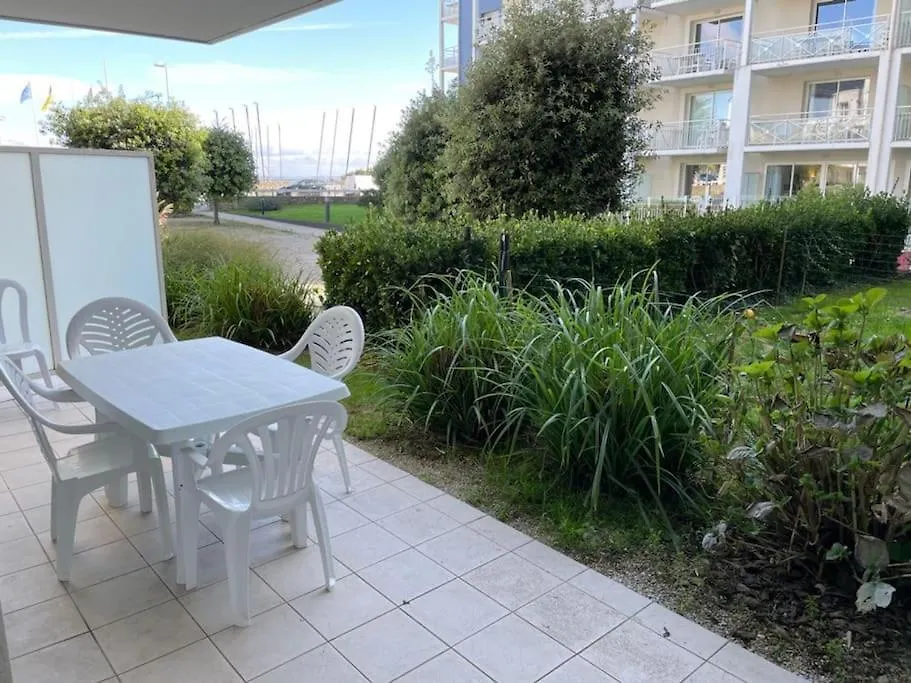 Le Breizhir Ou Appartement Bord De Mer Avec Piscine Plougonvelin Apartment